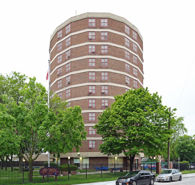 Mitchell Court in Milwaukee, WI - Building Photo - Building Photo