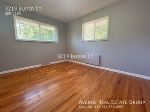 3219 Buder Ct in St. Ann, MO - Building Photo - Building Photo
