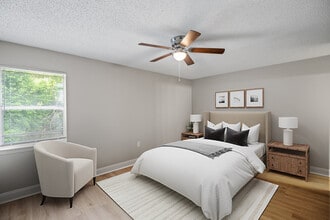 Arbor Landing Apartments in Columbia, SC - Foto de edificio - Building Photo