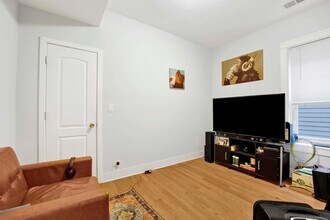 3226 W Potomac Ave in Chicago, IL - Building Photo - Building Photo