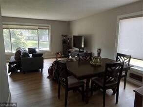 1202 Poppyseed Dr in New Brighton, MN - Building Photo - Building Photo