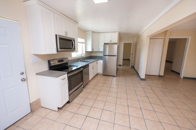 property at 5448 Encina Dr