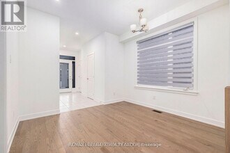 19 Nettle Cres in Ottawa, ON - Building Photo - Building Photo