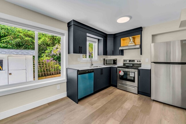 property at 1507 Kilmer Pl