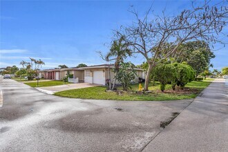 1280 NW 49th St in Pompano Beach, FL - Building Photo - Building Photo