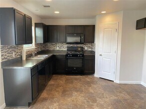 4512 Truth Wy in Austin, TX - Building Photo - Building Photo