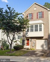 8329 Autumn Crest Ln in Chesapeake Beach, MD - Building Photo