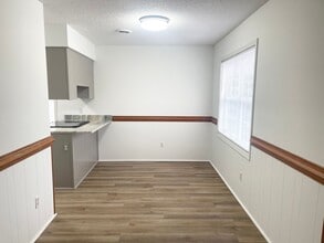 209 Oakwood Ln in Elizabeth City, NC - Building Photo - Building Photo