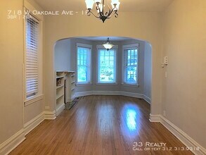 718 W Oakdale Ave-Unit -1F in Chicago, IL - Foto de edificio - Building Photo