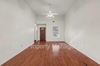 3006 SW Deerfield Blvd in Bentonville, AR - Building Photo - Building Photo