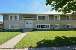 504 14th St SE in Rochester, MN - Building Photo