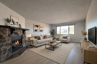 2340 N 44th St in Lincoln, NE - Foto de edificio - Building Photo