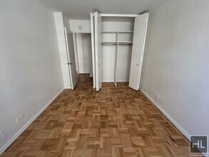 EAST 49 STREET in New York, NY - Building Photo - Building Photo
