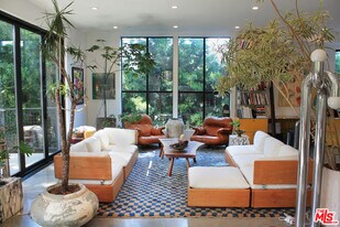 1628 1/2 Micheltorena St in Los Angeles, CA - Building Photo