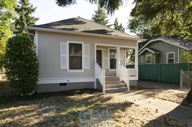 property at 7912 SE Harold St