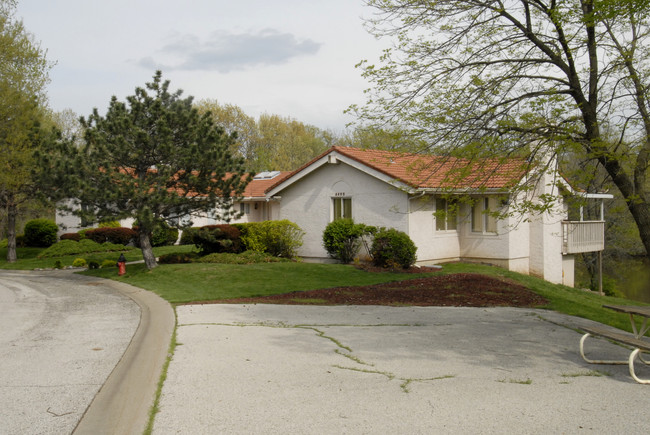 8405 Granby Ave in Kansas City, MO - Building Photo - Building Photo