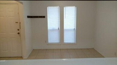 34 Green Bough Ct in The Woodlands, TX - Building Photo - Building Photo