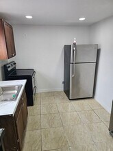 18500 NW 8th Rd in Miami Gardens, FL - Building Photo - Building Photo