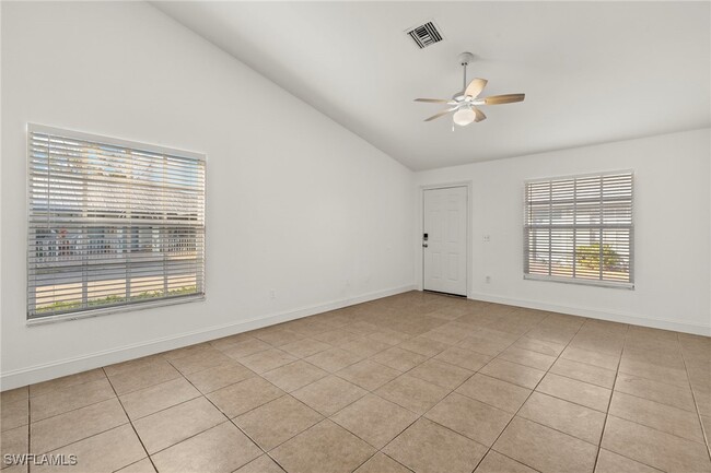 6254 Vista Garden Way in Naples, FL - Building Photo - Building Photo