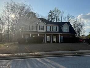 2104 Ginger Estates Dr NE in Conyers, GA - Building Photo - Building Photo