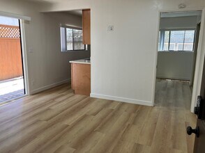 428 30th St, Unit A in Manhattan Beach, CA - Building Photo - Building Photo