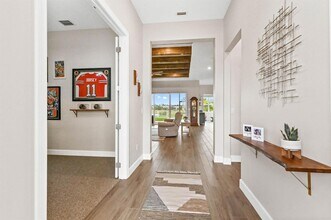 9891 SW Legacy Dr, Unit 1128 in Stuart, FL - Foto de edificio - Building Photo