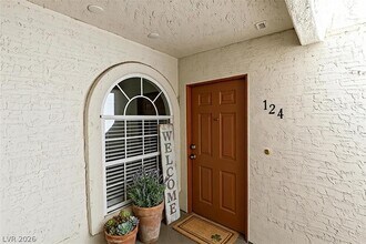 1800 S Edmond St in Las Vegas, NV - Building Photo - Building Photo