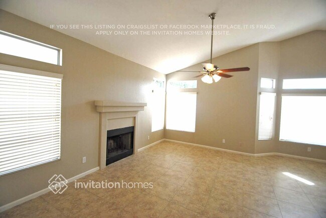 257 W Amoroso Dr in Gilbert, AZ - Building Photo - Building Photo