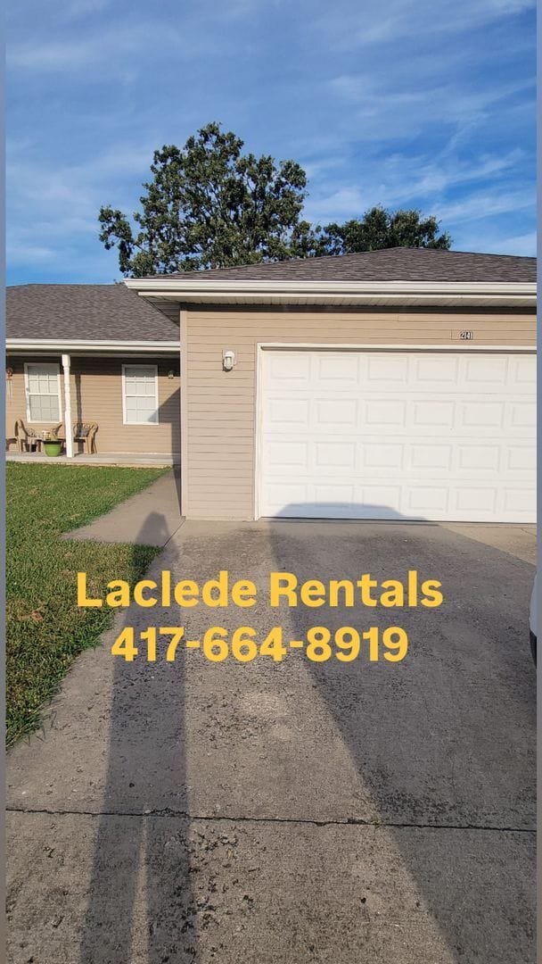 property at 2141 Audrey Ln