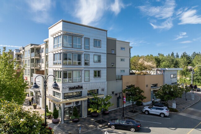 15735 Croydon Dr in Surrey, BC - Building Photo - Building Photo