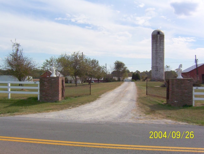 7057 St John Rd in Elizabethtown, KY - Building Photo - Building Photo