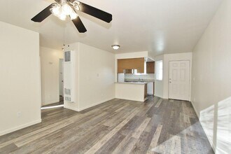 527 N Moffatt Ave in Emmett, ID - Building Photo - Building Photo