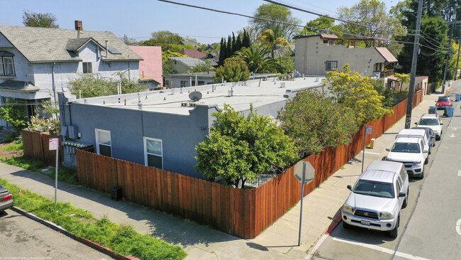 3101-3115 California Street in Berkeley, CA - Foto de edificio - Building Photo