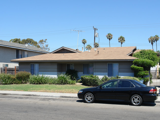 1335 W Devonshire St in Oxnard, CA - Building Photo - Building Photo