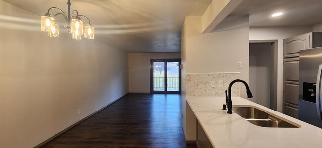 3945 Fairway Hills Dr in Rapid City, SD - Building Photo - Building Photo
