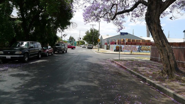 5704 S Budlong Ave in Los Angeles, CA - Building Photo - Building Photo