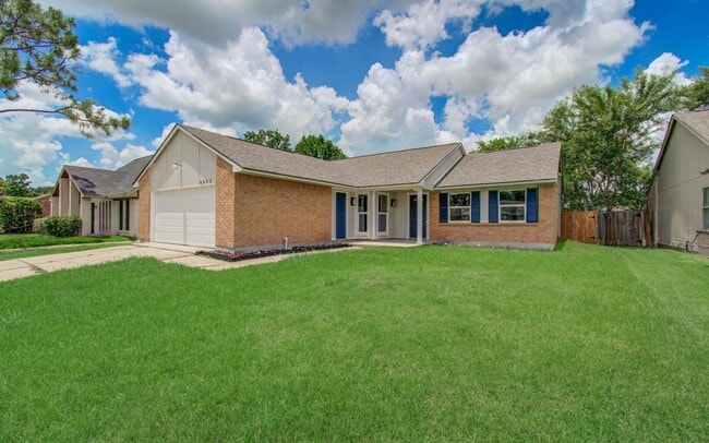 6903 Blue Ridge Dr in Richmond, TX - Building Photo - Building Photo