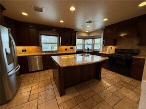 603 E Longden Ave in Arcadia, CA - Building Photo - Building Photo