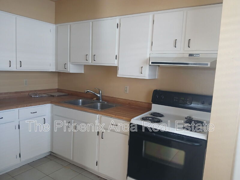 4820 E Willetta St in Phoenix, AZ - Building Photo