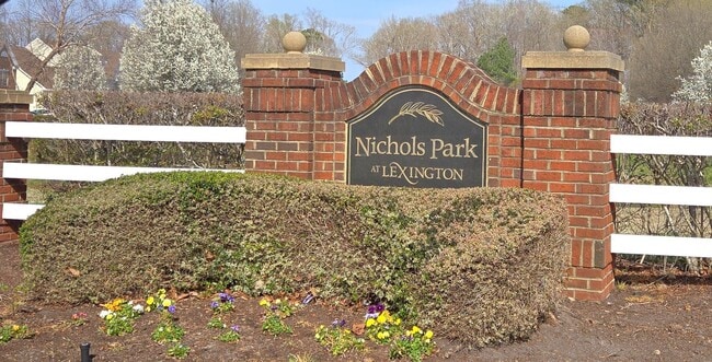 4525 Botany Park Dr in Virginia Beach, VA - Building Photo - Building Photo