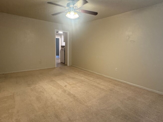 4312 NW Santa Fe Ave in Lawton, OK - Building Photo - Building Photo