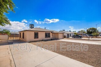 121 E la Cienega Ave in Goodyear, AZ - Building Photo - Building Photo