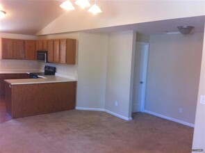 985 Starleaf Ct in Carson City, NV - Building Photo - Building Photo