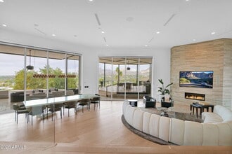 5632 Camelback Canyon Dr in Phoenix, AZ - Building Photo - Building Photo