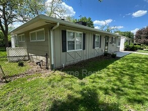 8216 Madison Ave in Kansas City, MO - Building Photo - Building Photo