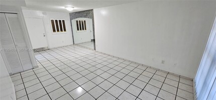 6820 W Flagler St in Miami, FL - Building Photo - Building Photo
