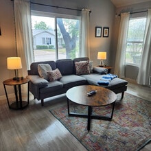 1413 Santa Monica St in San Antonio, TX - Building Photo - Building Photo