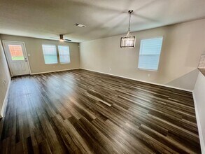 1906 Fieldfare in New Braunfels, TX - Building Photo - Building Photo