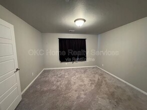 5709 Asheville Wy in Choctaw, OK - Building Photo - Building Photo