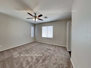 720 Easter Lily Pl, Unit 212 in Henderson, NV - Foto de edificio - Building Photo